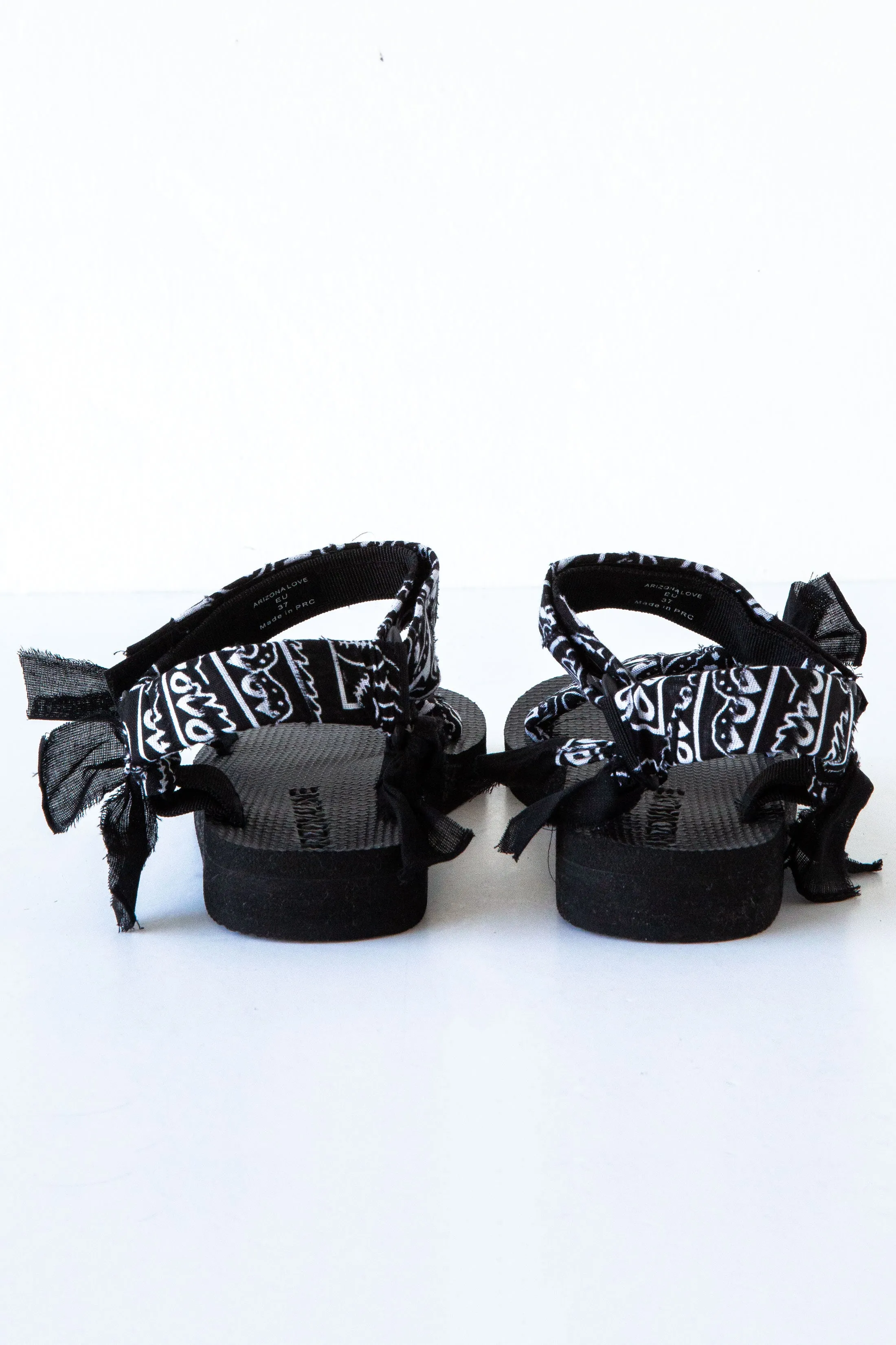 Arizona Love Trekky Black Sandal