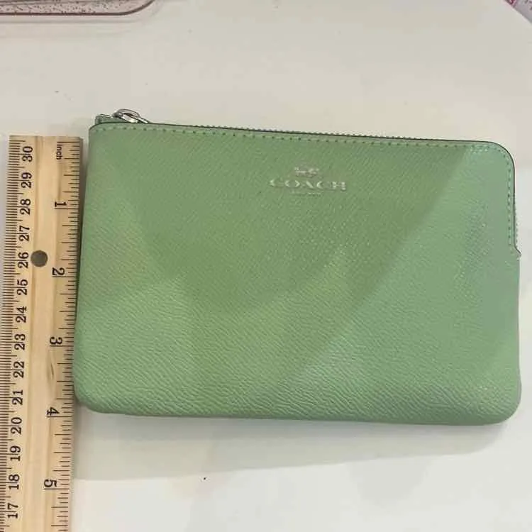 Coach Corner Zip Wristlet Green