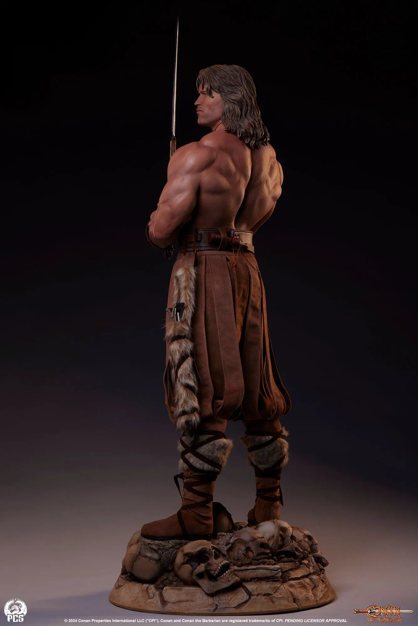 Conan the Barbarian (Deluxe) 1/2 Scale Statue