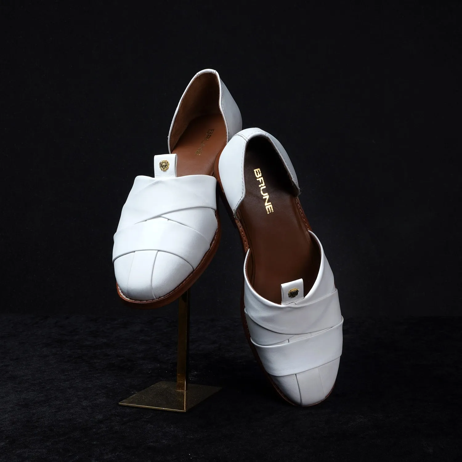 Cross Strapped White Peshawari Sandal