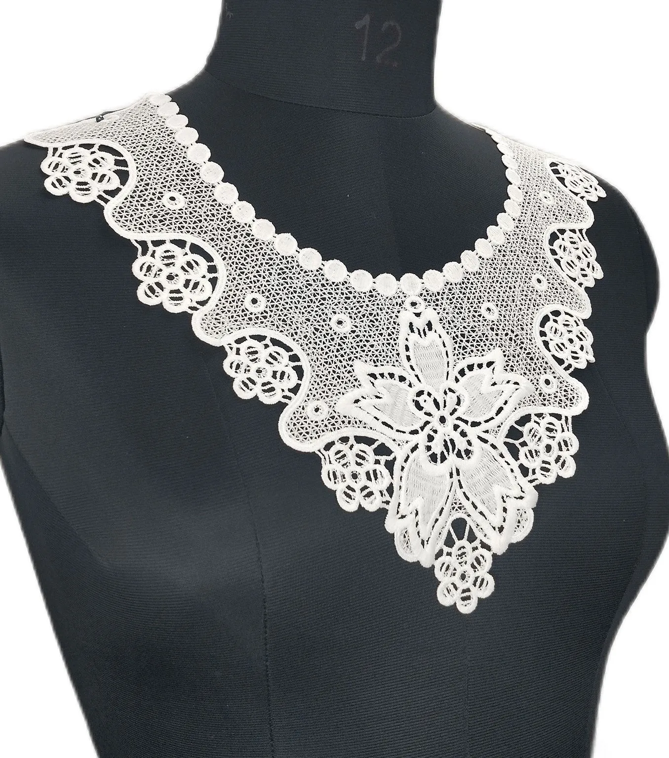 Feminine Classy Design Neckline