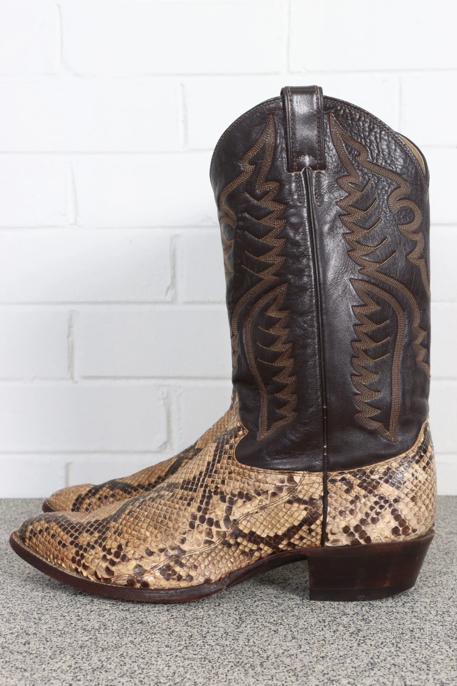 JUSTIN BOOTS Snakeskin Leather Cowboy Boots (13D)