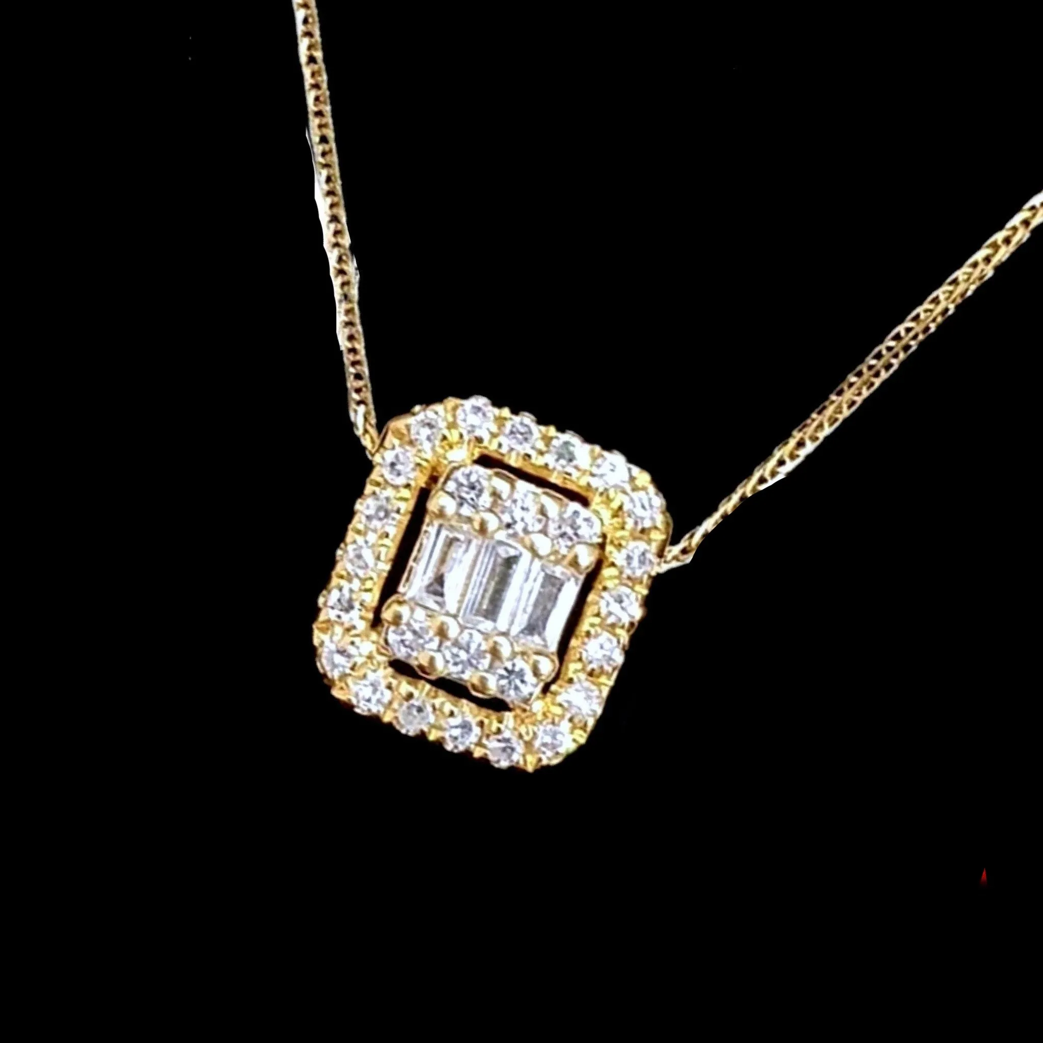 #LVNA2024 | 2.00ct Face Emerald Halo Diamond Necklace Foxtail 16-18” 18kt Chain