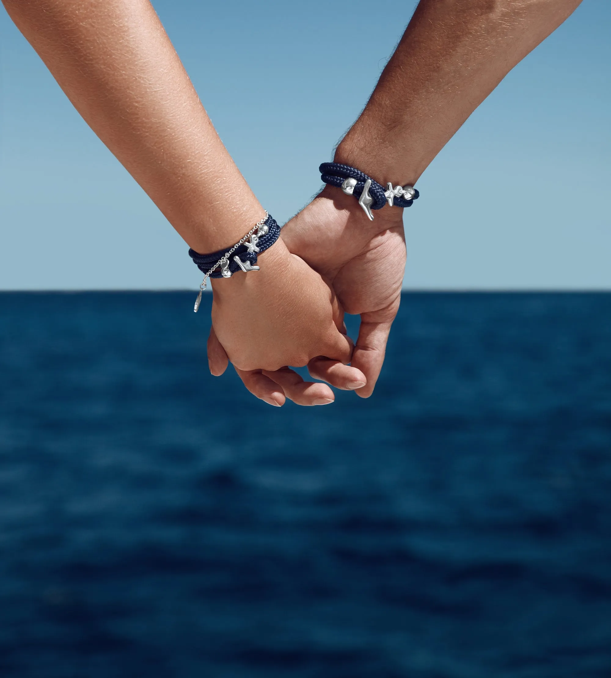 Small Anchor Bracelet in 18 Carat White Gold